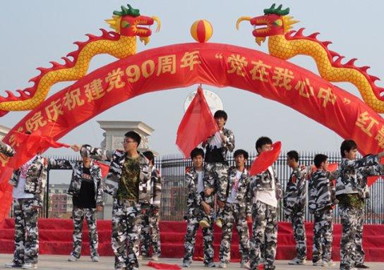 《风味人间》总导演陈晓卿，跟你聊聊舌尖寻味的故事